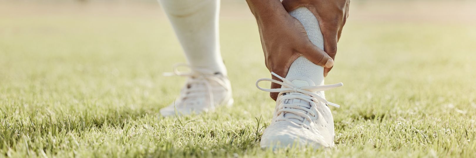 Acute vs. Chronic Fall Sports Injury Prevention & Recovery